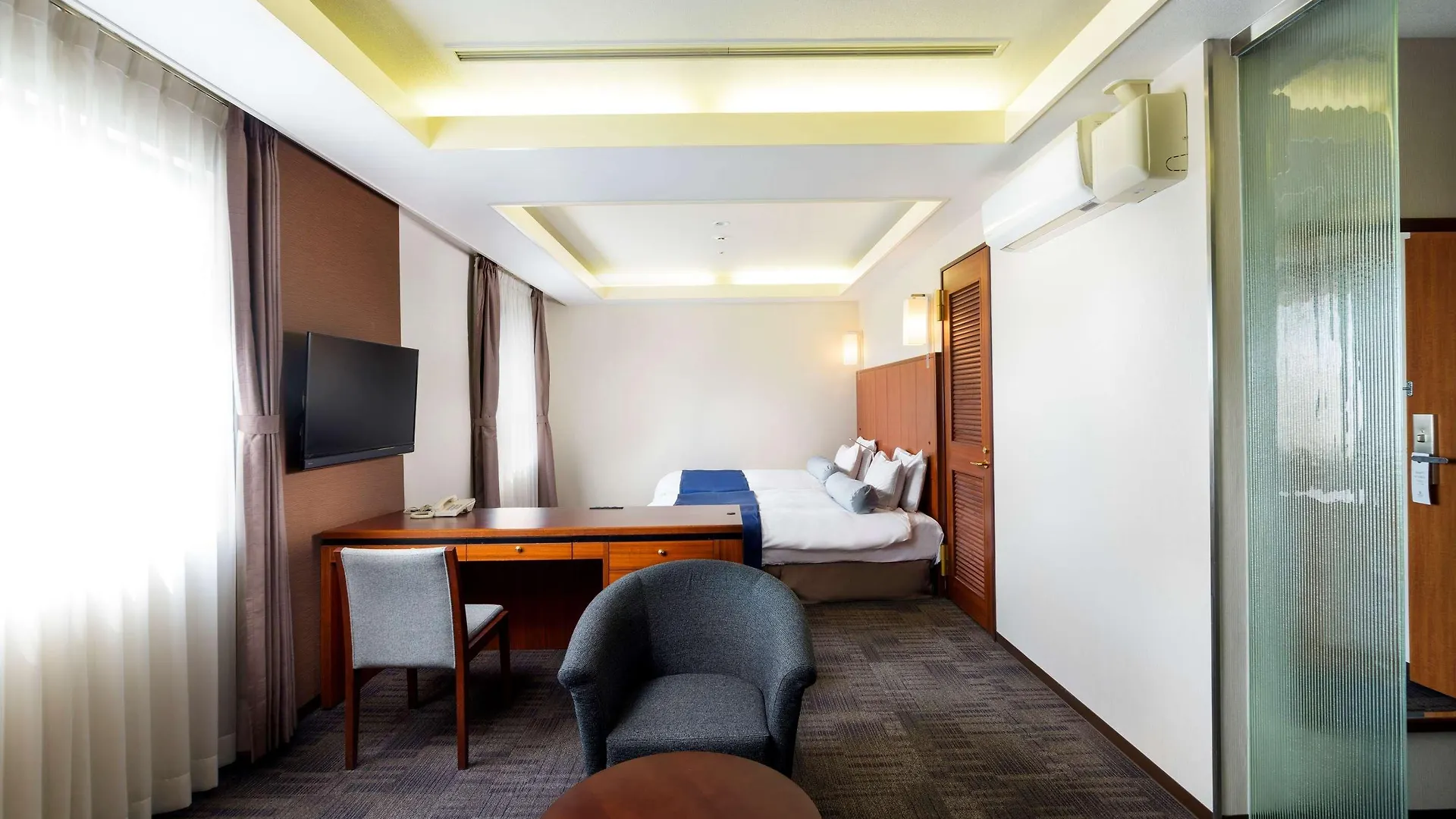 Surestay Plus Hotel By Best Western Shin-Osaca Osaca