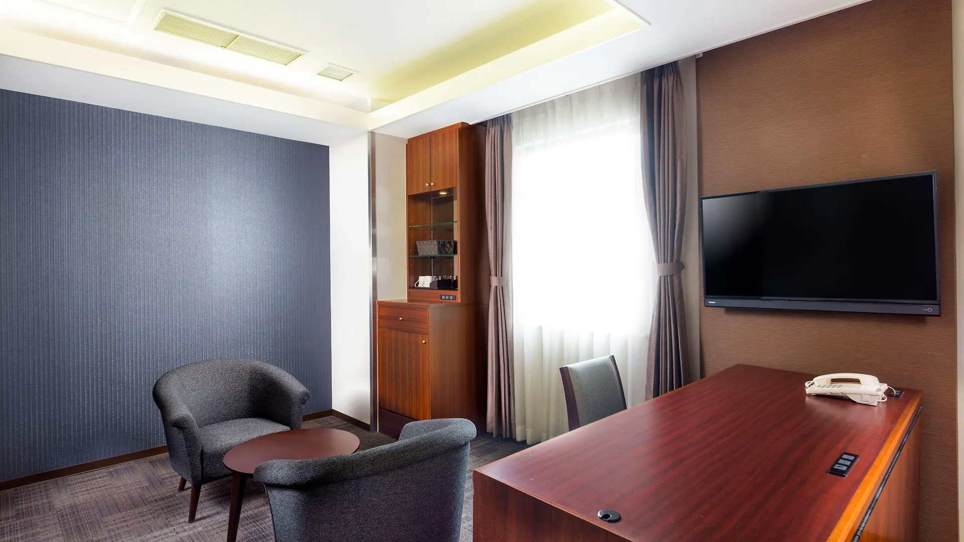 Surestay Plus Hotel By Best Western Shin-Osaca 3*, Osaca