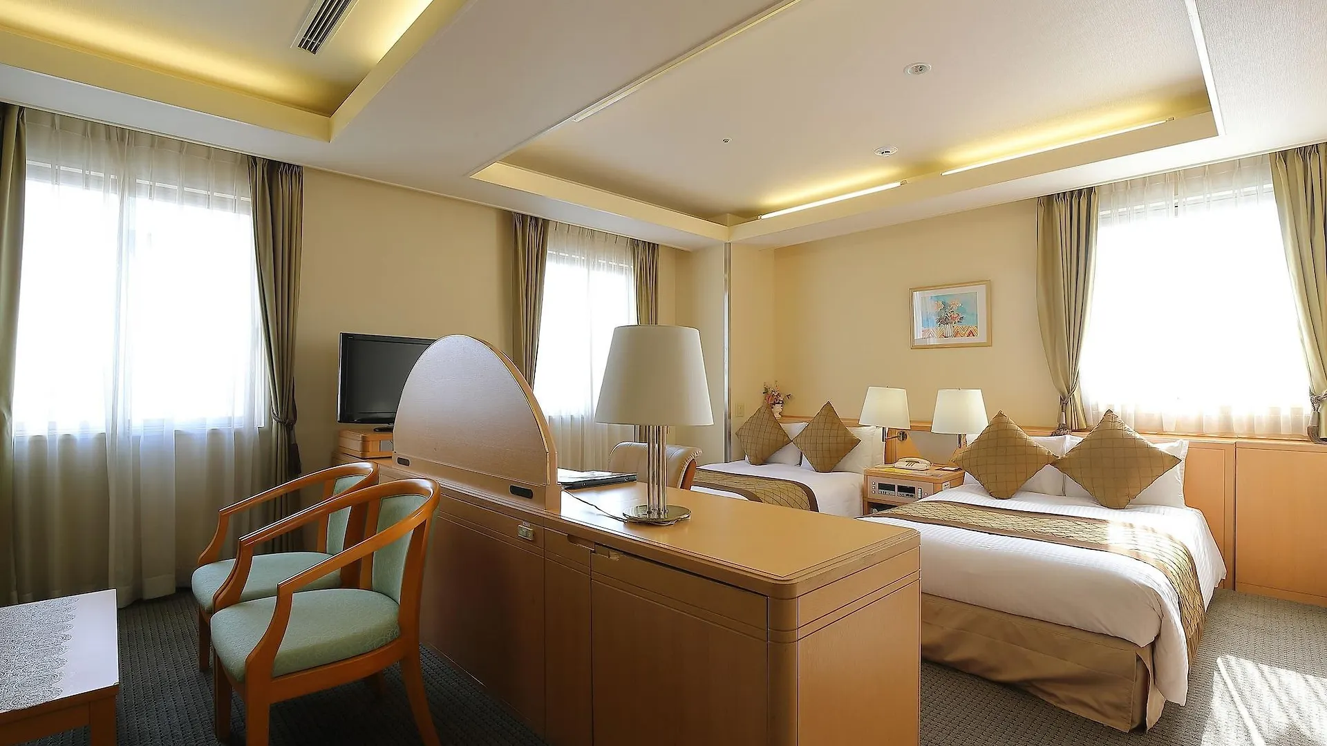Surestay Plus Hotel By Best Western Shin-Osaca