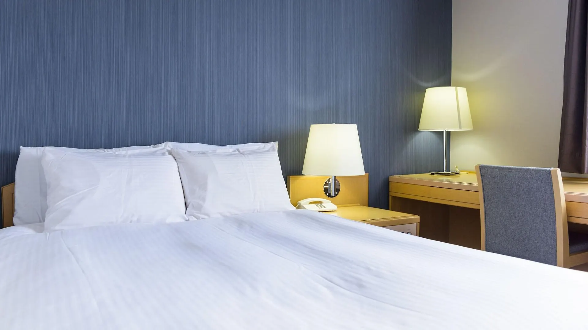 Surestay Plus Hotel By Best Western Shin-Osaca 3*, Osaca